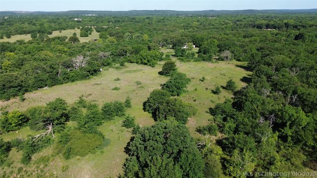 20800 S 200 Road, Okmulgee, OK 74447