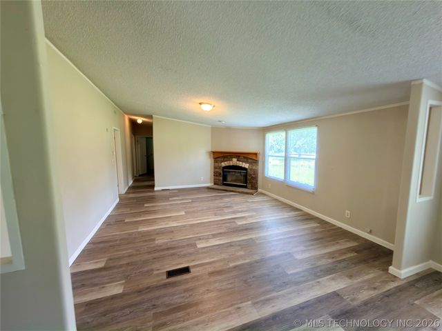 20800 S 200 Road, Okmulgee, OK 74447