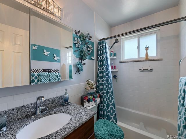 5321 King Ct, Denver, CO 80221