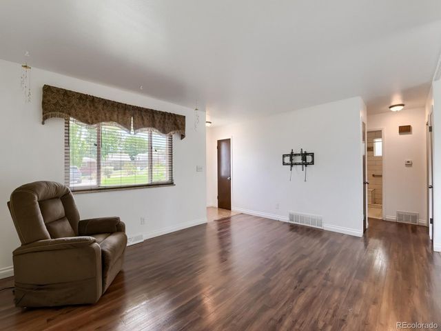 5321 King Ct, Denver, CO 80221