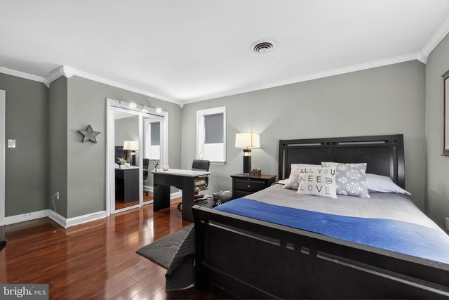 30 OAK LN, Berwyn, PA 19312