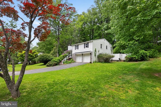 30 OAK LN, Berwyn, PA 19312