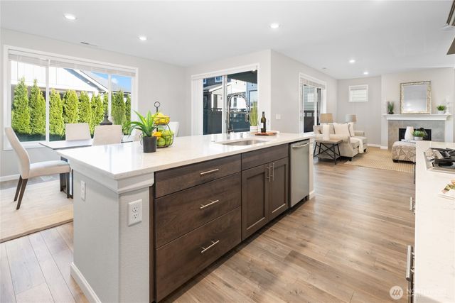 32692 Ash Avenue SE, Black Diamond, WA 98010