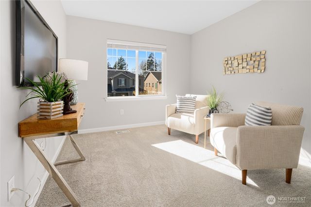 32692 Ash Avenue SE, Black Diamond, WA 98010