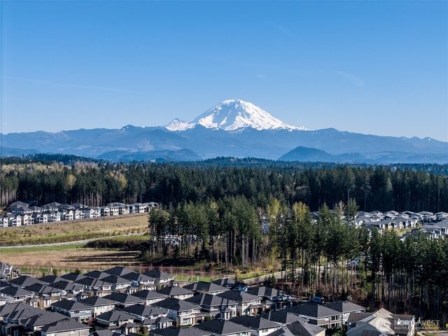 32692 Ash Avenue SE, Black Diamond, WA 98010