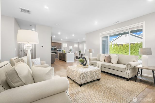 32692 Ash Avenue SE, Black Diamond, WA 98010