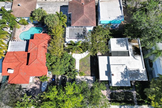 1407 SE 2nd Street 1-4, Fort Lauderdale, FL 33301