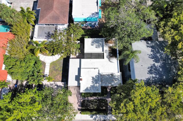 1407 SE 2nd Street 1-4, Fort Lauderdale, FL 33301