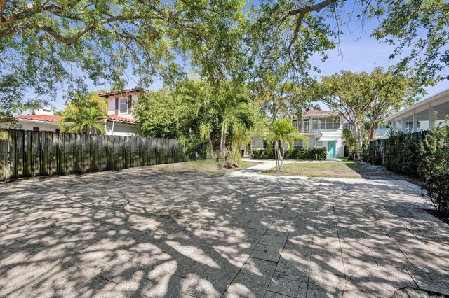 1407 SE 2nd Street 1-4, Fort Lauderdale, FL 33301