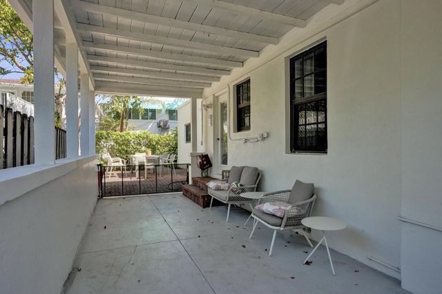 1407 SE 2nd Street 1-4, Fort Lauderdale, FL 33301