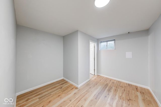 2042 Thousand Oaks Boulevard, Indianapolis, IN 46214
