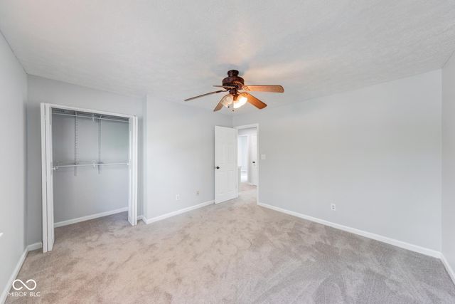 2042 Thousand Oaks Boulevard, Indianapolis, IN 46214