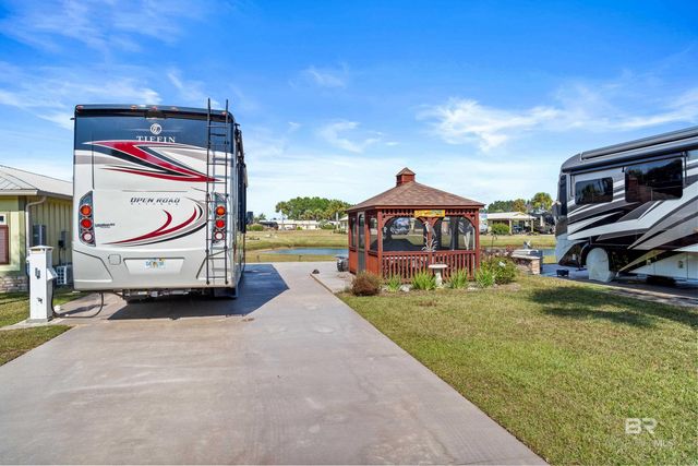 709 Lago Way, Foley, AL 36535