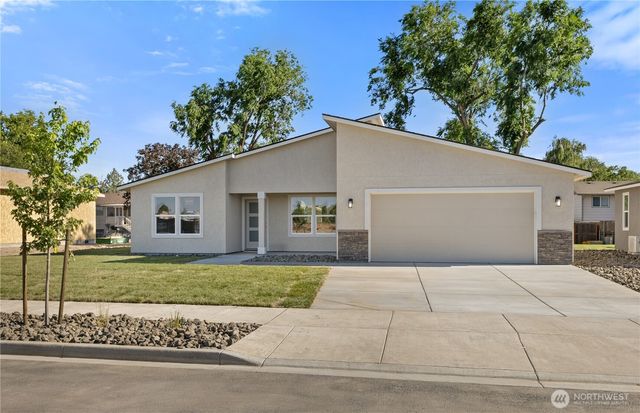 612 S Dorsing Street, Moses Lake, WA 98837