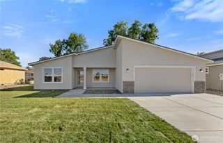 612 S Dorsing Street, Moses Lake, WA 98837