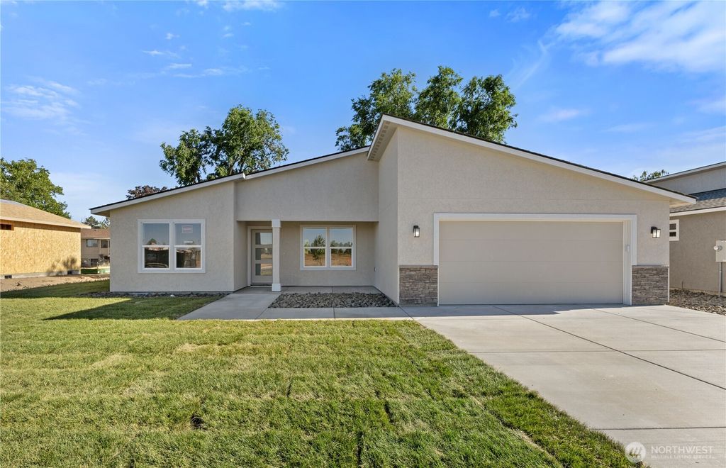 612 S Dorsing Street, Moses Lake, WA 98837