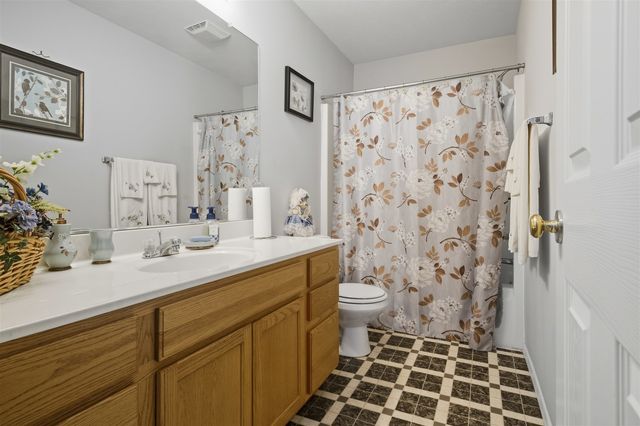 7 Melrose Court, Bloomington, IL 61704