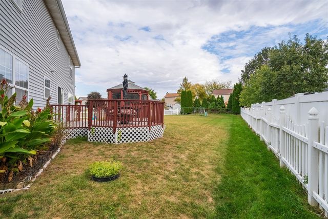 7 Melrose Court, Bloomington, IL 61704