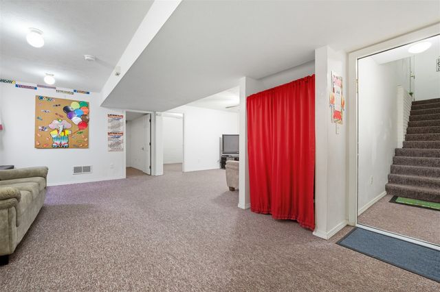 7 Melrose Court, Bloomington, IL 61704