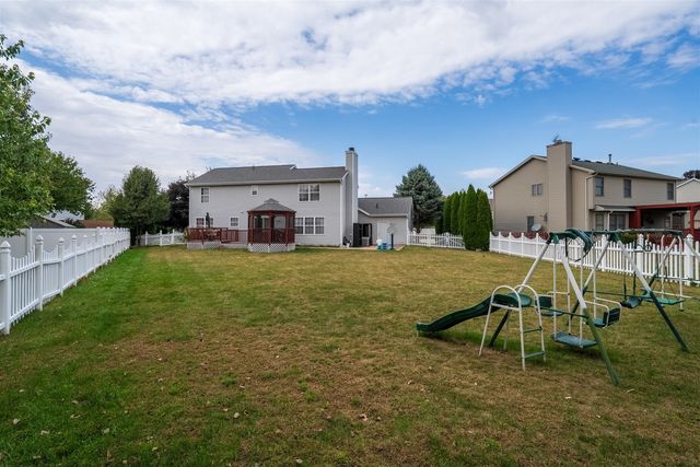 7 Melrose Court, Bloomington, IL 61704