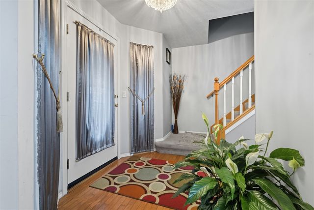 7 Melrose Court, Bloomington, IL 61704