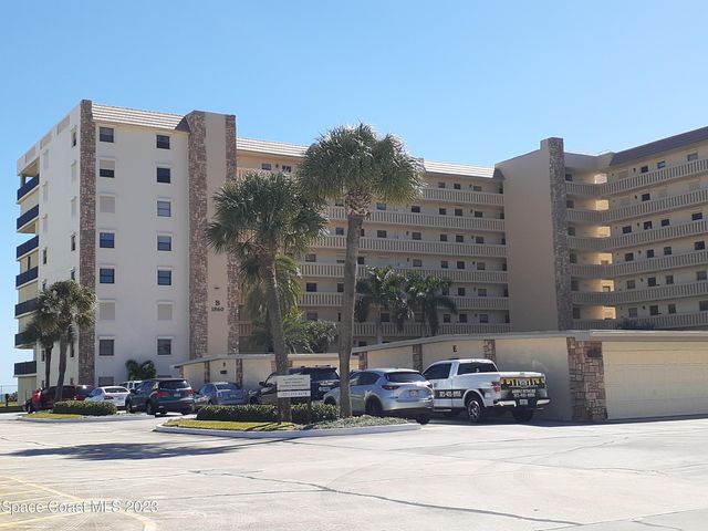 1860 N Atlantic Avenue 402, Cocoa Beach, FL 32931