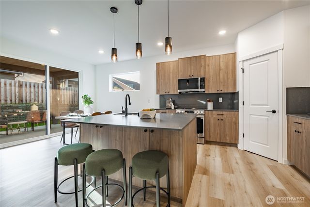 2871 Oleander Lane, Blaine, WA 98230