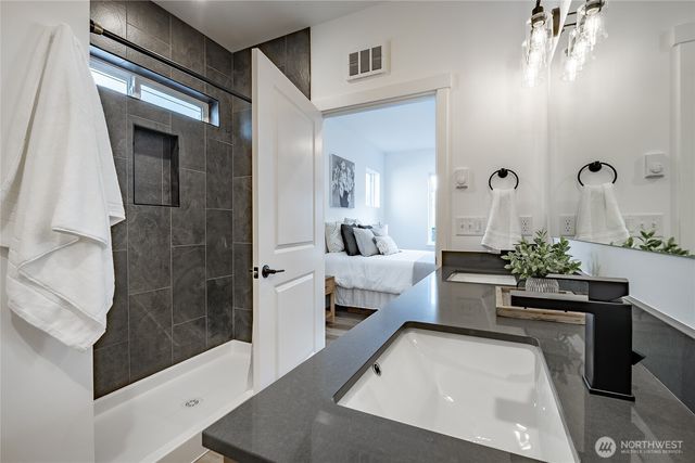 2871 Oleander Lane, Blaine, WA 98230