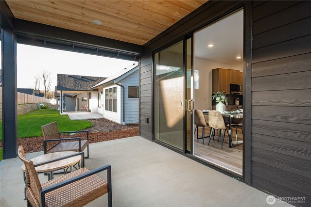 2871 Oleander Lane, Blaine, WA 98230