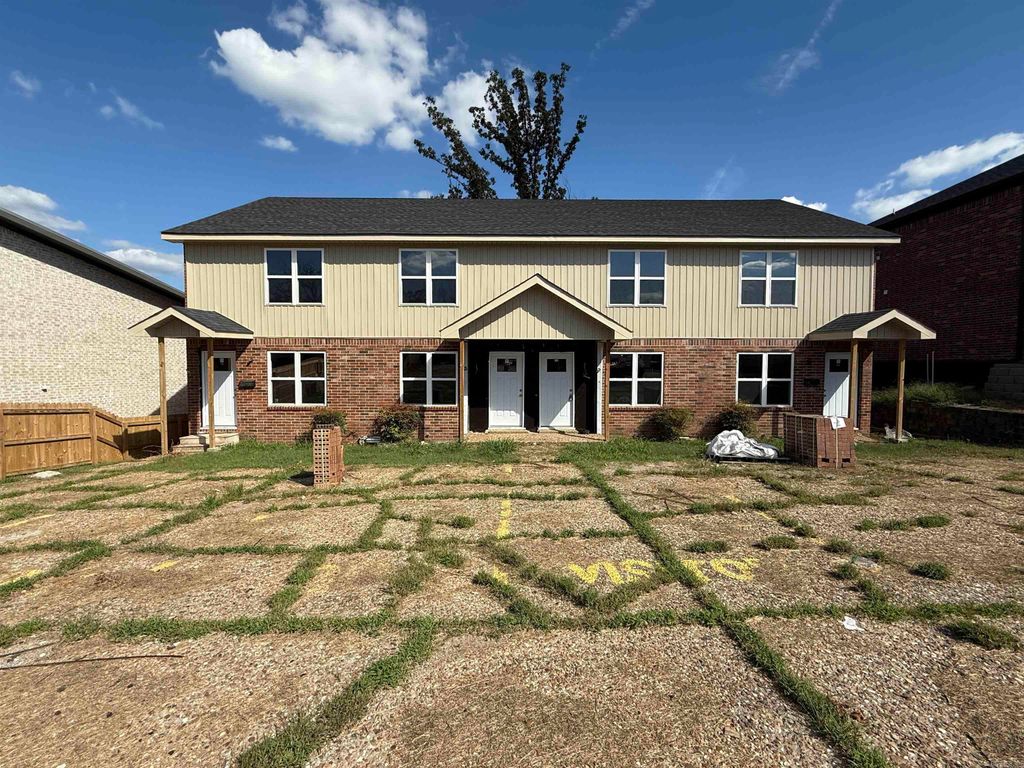 2007 Sanford Drive, Little Rock, AR 72227
