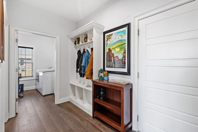 10164 Makenzie Ln, Bon Aqua, TN 37025