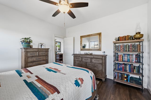 10164 Makenzie Ln, Bon Aqua, TN 37025