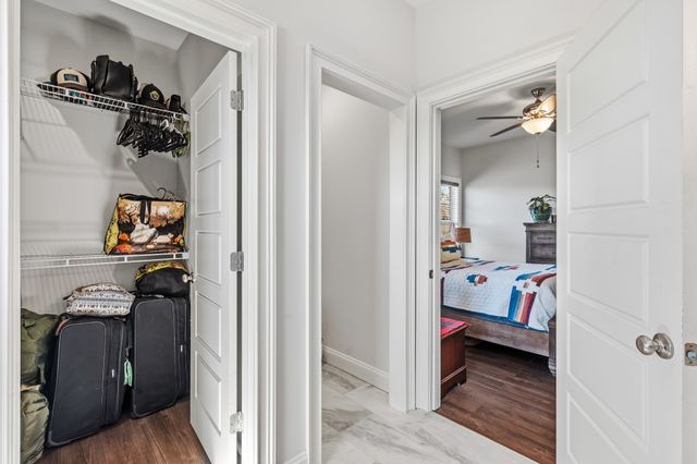 10164 Makenzie Ln, Bon Aqua, TN 37025