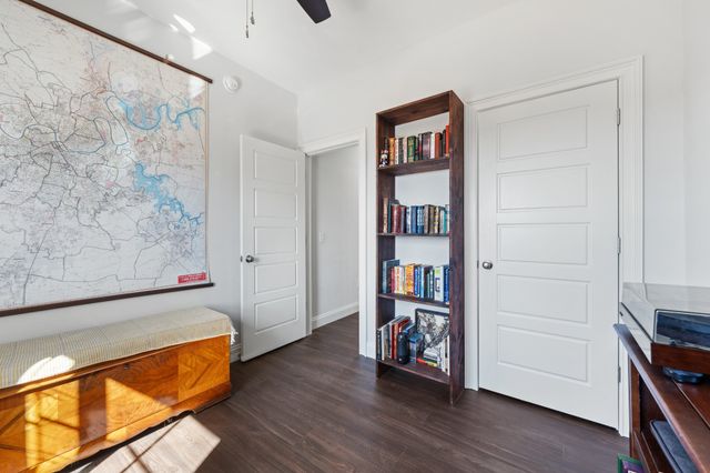 10164 Makenzie Ln, Bon Aqua, TN 37025