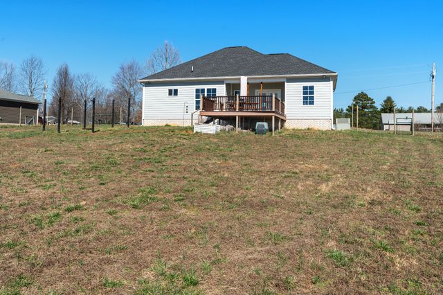 10164 Makenzie Ln, Bon Aqua, TN 37025