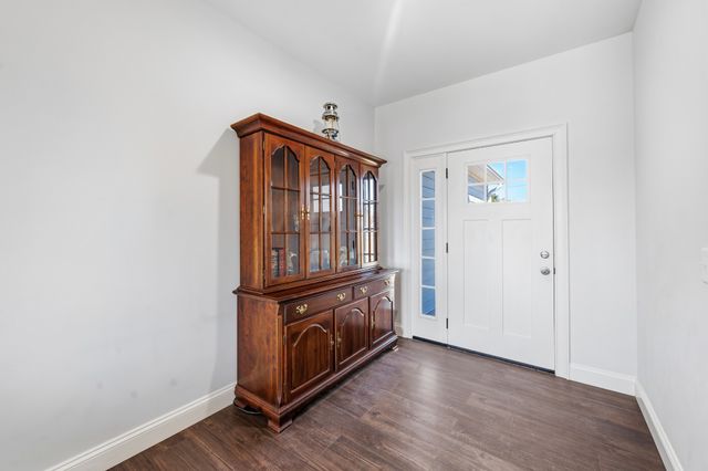 10164 Makenzie Ln, Bon Aqua, TN 37025