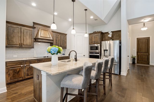 5605 S 14th Street, Midlothian, TX 76065