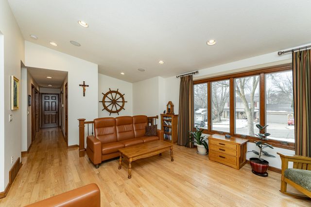 1504 20th Avenue NE, Rochester, MN 55906