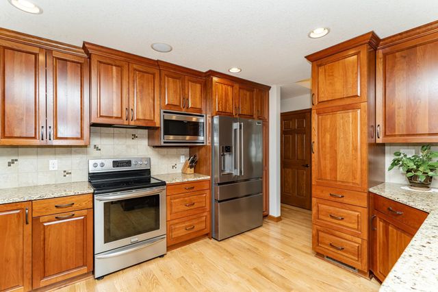 1504 20th Avenue NE, Rochester, MN 55906