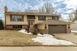 1504 20th Avenue NE, Rochester, MN 55906