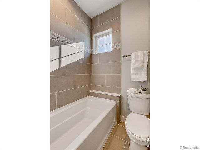 232 High Point Drive, Longmont, CO 80504
