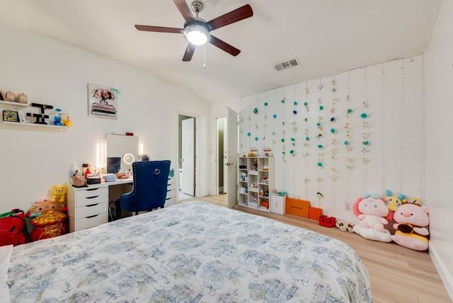 205 Freedom Lane, Arlington, TX 76002