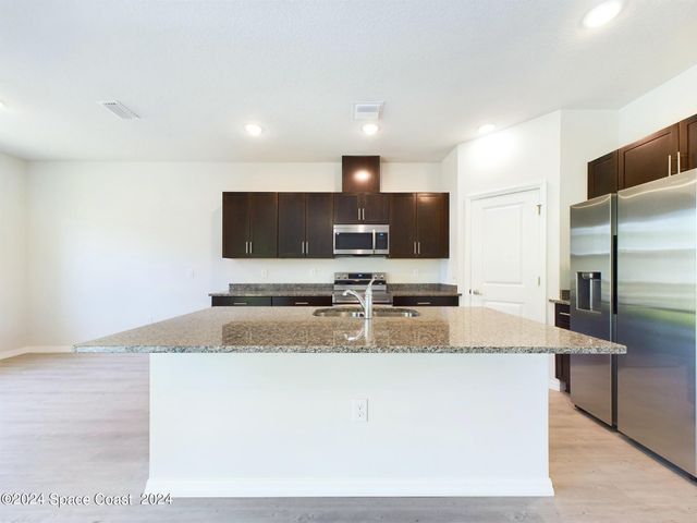 465 Halifax Street SW, Palm Bay, FL 32908