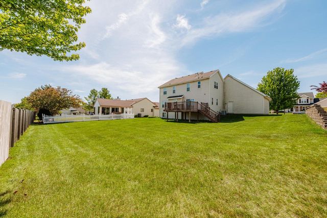 3944 W Valley View DRIVE, Franklin, WI 53132