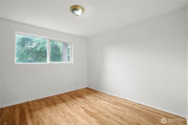 1060 149th Place SE, Bellevue, WA 98007