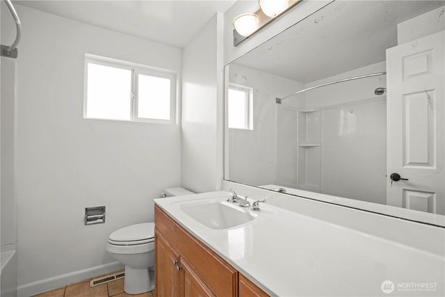 1060 149th Place SE, Bellevue, WA 98007