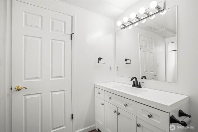 1060 149th Place SE, Bellevue, WA 98007