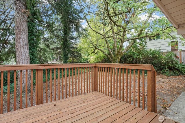 1060 149th Place SE, Bellevue, WA 98007