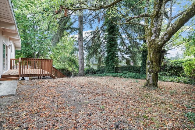 1060 149th Place SE, Bellevue, WA 98007