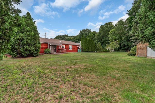 3 Douglas Circle, Smithfield, RI 02828